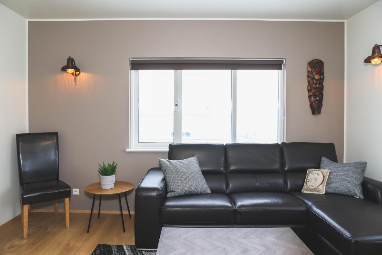 E18 Apartments Ακουρέιρι Εξωτερικό φωτογραφία