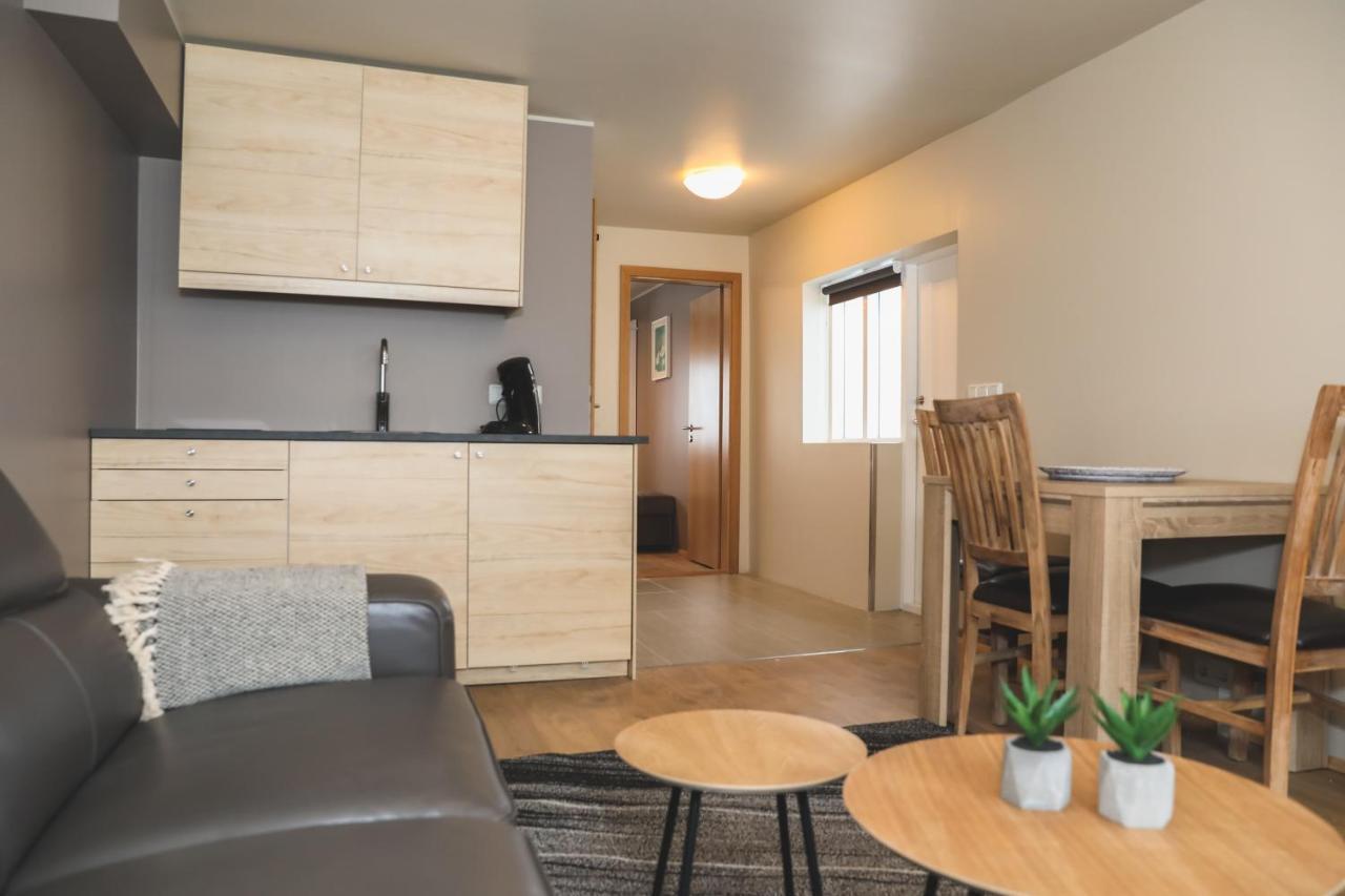E18 Apartments Ακουρέιρι Εξωτερικό φωτογραφία