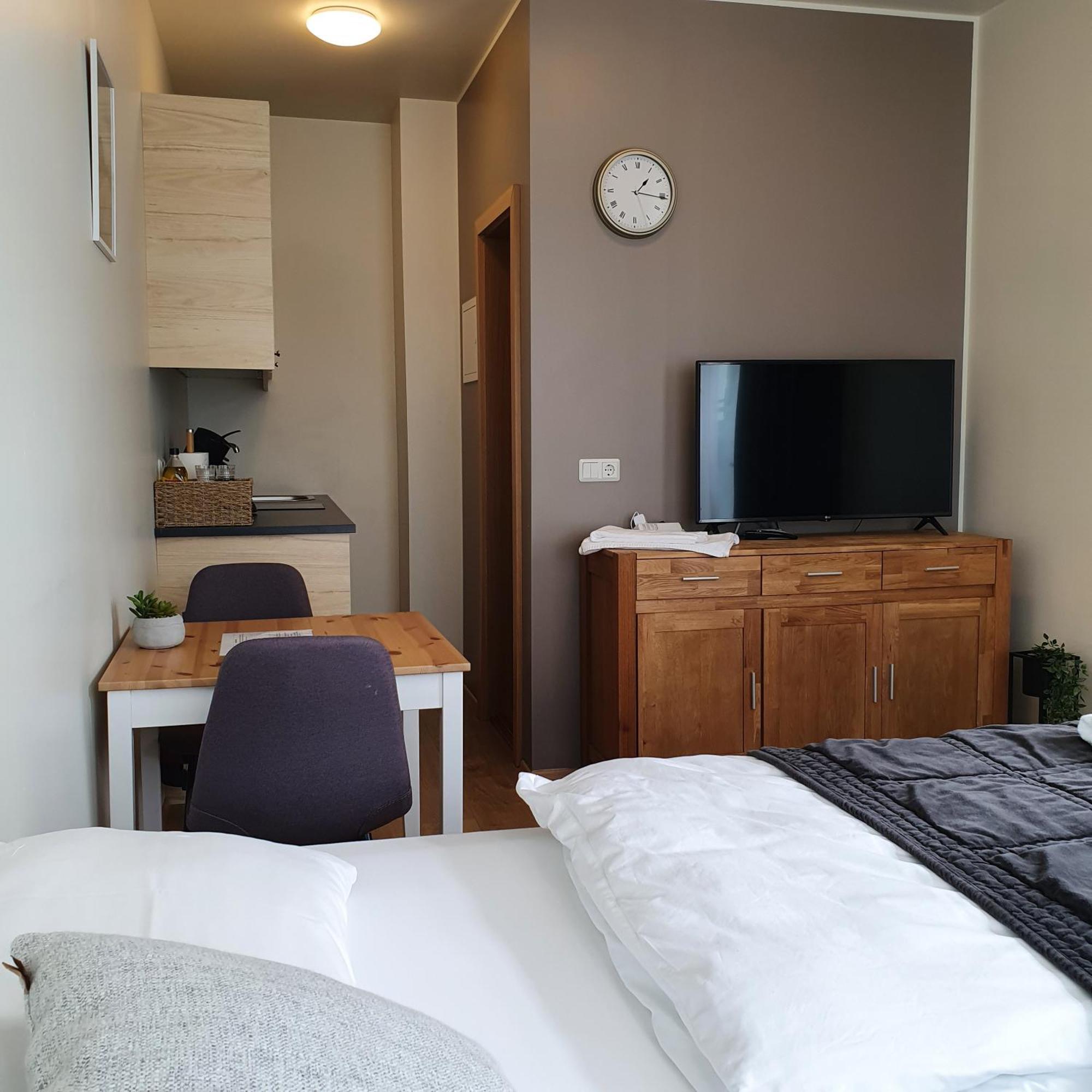 E18 Apartments Ακουρέιρι Δωμάτιο φωτογραφία