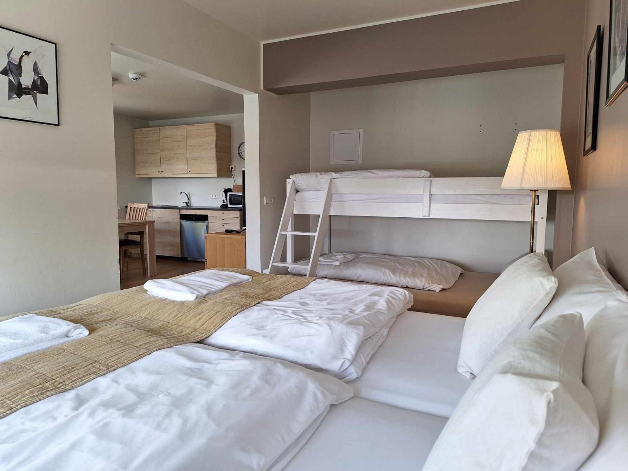 E18 Apartments Ακουρέιρι Εξωτερικό φωτογραφία